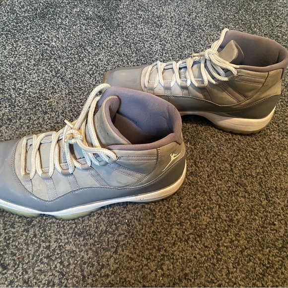 Men cool greys Jordan 11 - Picture 5 of 9